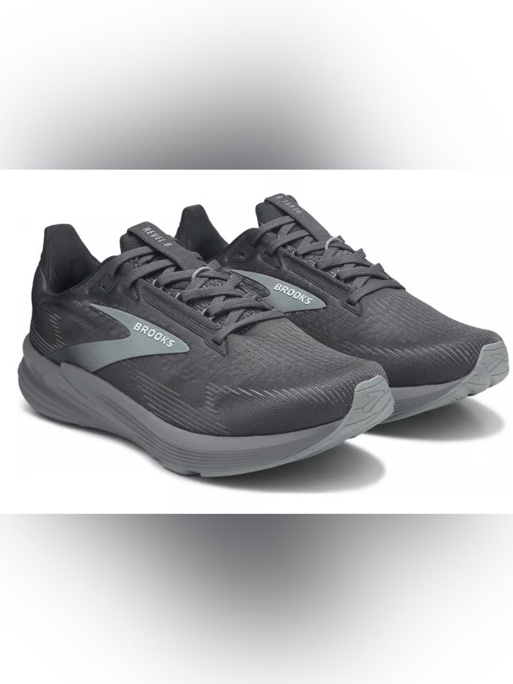 New In Box Brooks Revel 8 Men’s Tennis Shoes Size 13 Wide Black and Grey New